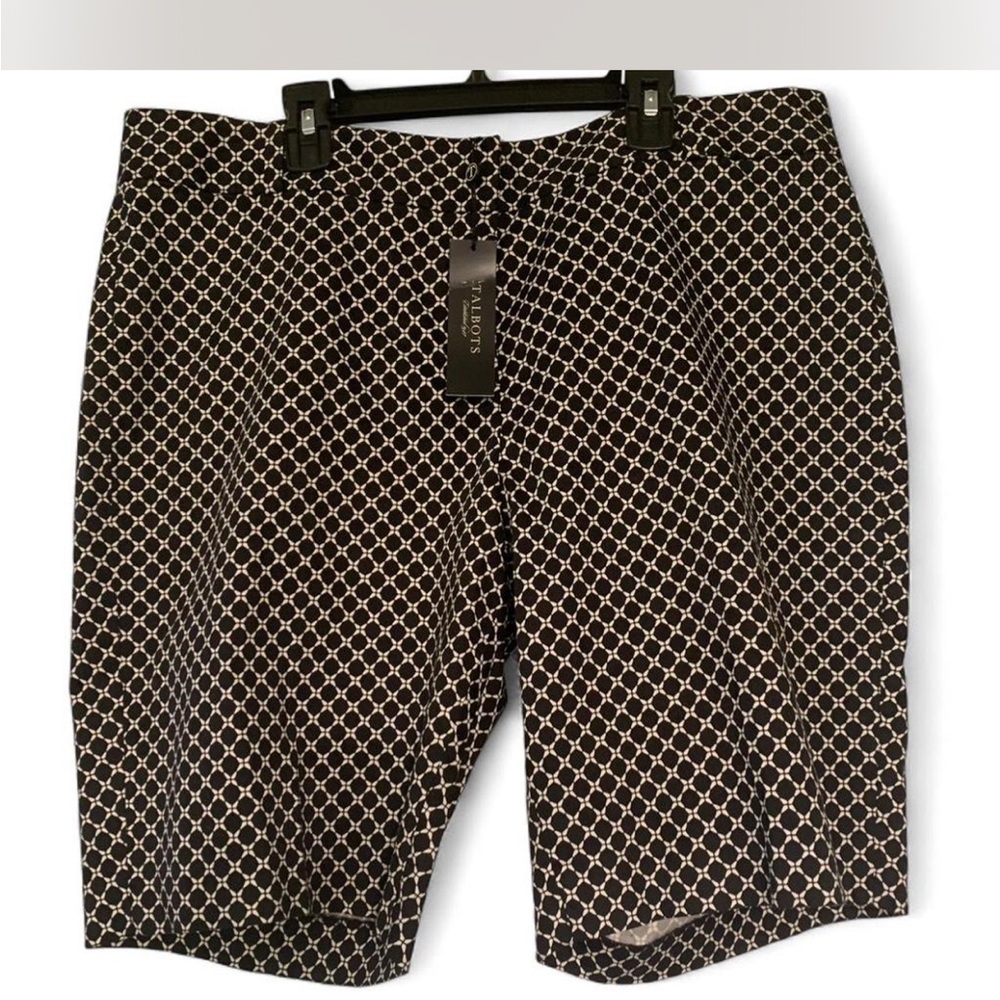 New Tailored Classy Talbots Black and White Geometric Womens  Shorts size 14P
